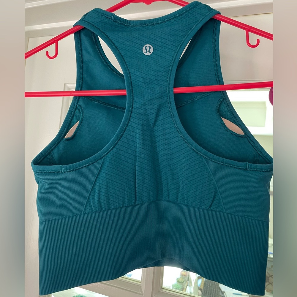Lulu Lemon Ebb to Train Bra